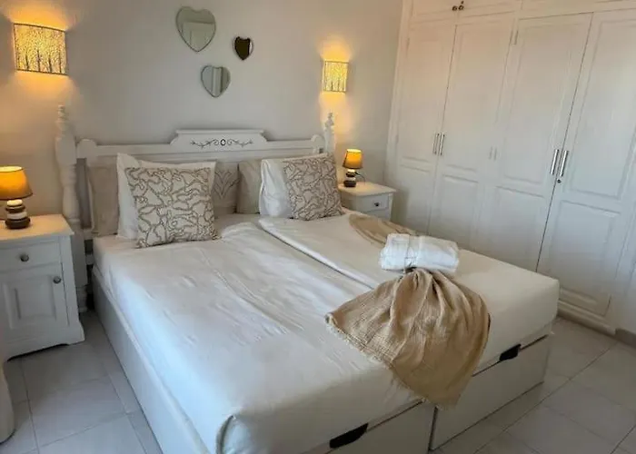 Sea Pool - * אדחה